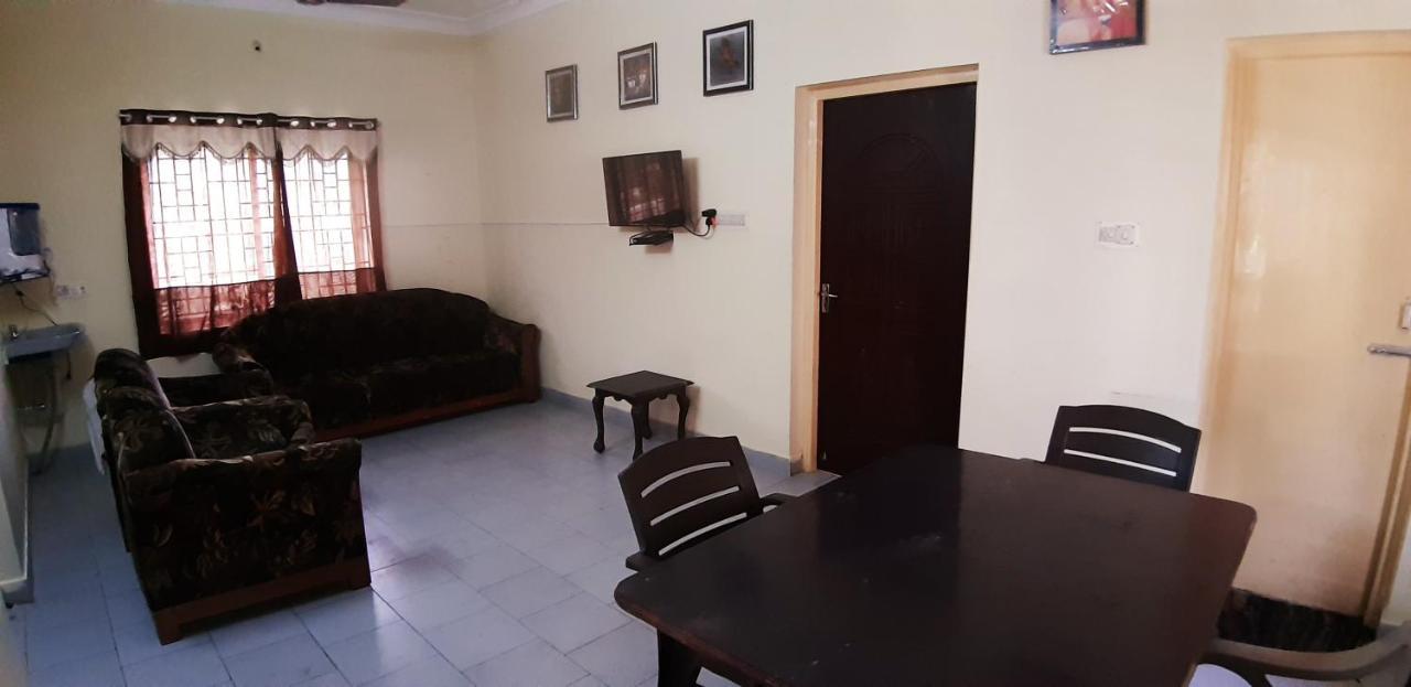 Bamboo Private Homestay 예르카우드 외부 사진